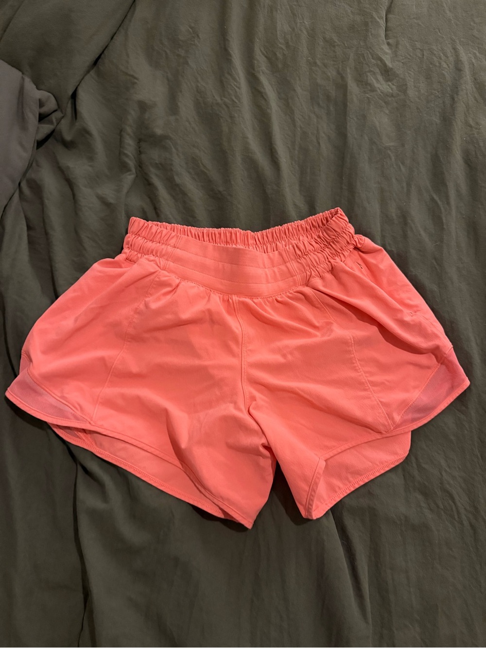 lululemon athletica Coral Running Shorts 2.5 length